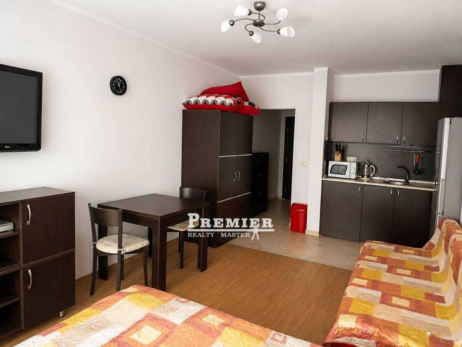 Продава се Едностаен апартамент в Созопол - 37 кв.м за 1752 €/кв.м - Снимка #1