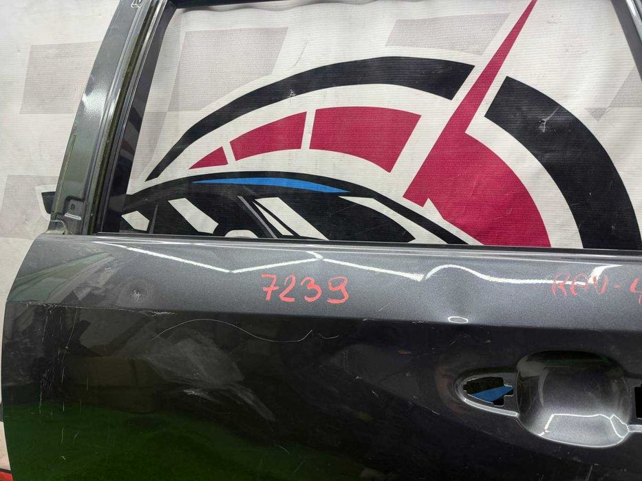 Usa stanga spate mic defect conform poze Toyota RAV 4 V (XA50)