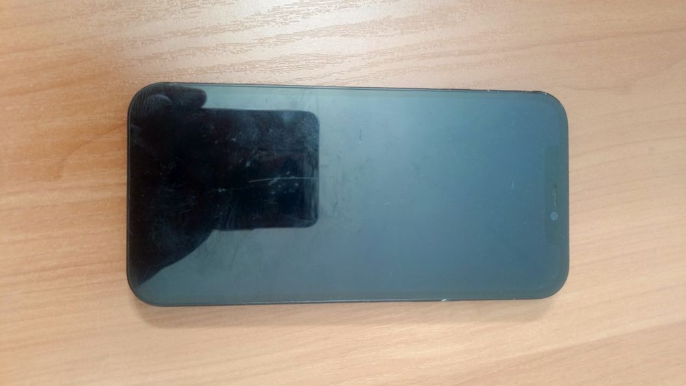 Продам iphone 12
