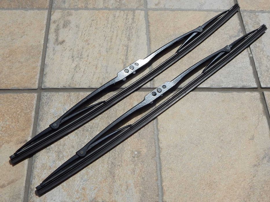 Set lamele stergator 47cm nefolosite compatibile cu Dacia Daewoo