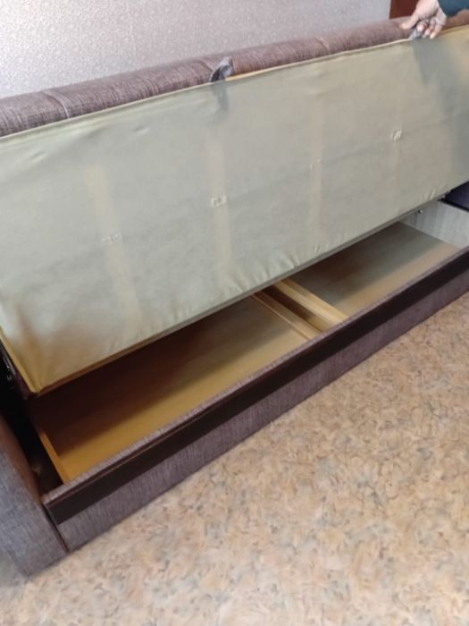 Продам диван в хорошем состоянии