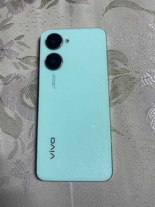 Продам vivo y03 128gb