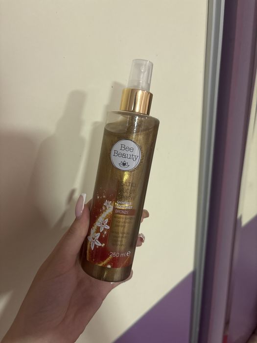 Блестящи спрейове за тяло Bee beauty