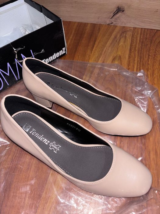 Pantofi cu toc Tendenz
