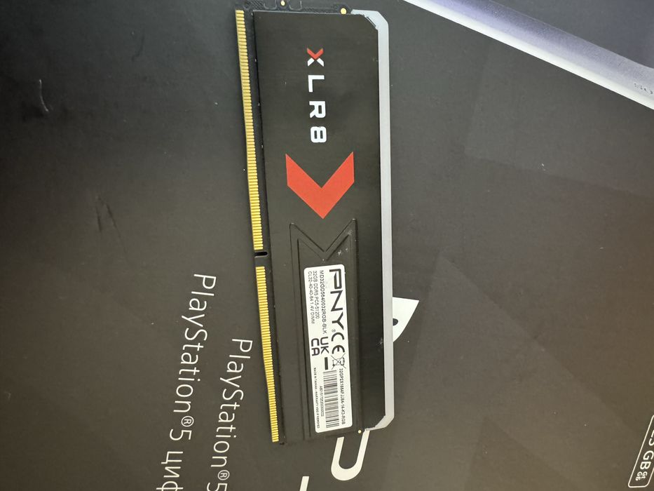 Memorie ram pc calculator 32gb DDR5 6400 mhz cu RGB PNY