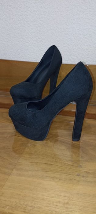 Туфли! Замшевые.