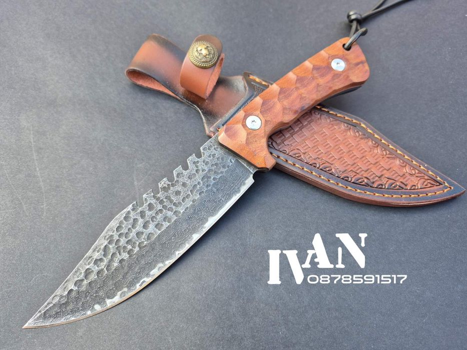 Ловен нож от Дамаска стомана 67 слоя и сърцевина VG10 с кожена кания