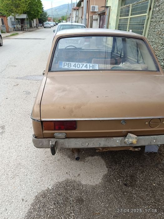 Продавам автомобил