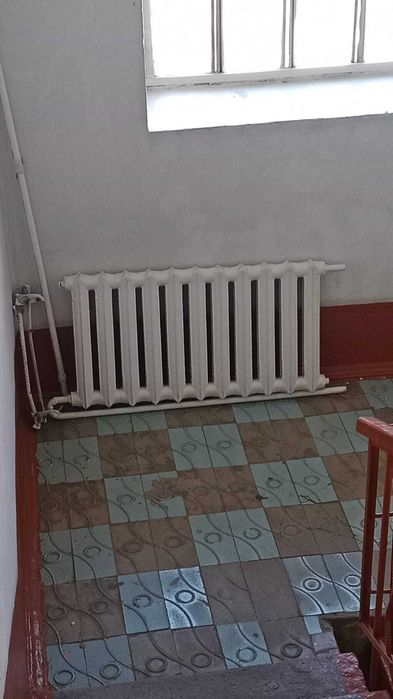 Продам радиатор чугунный