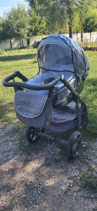 Продам коляску Adamex 3в1