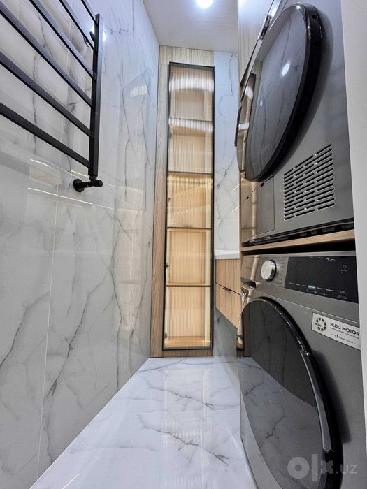 Красный "DREAM HOUSE", 4/7/10, 140 м2, Евро люкс, мебель и техника.
