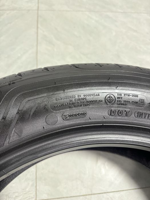 235.55R19 Goodyear летние новые шины