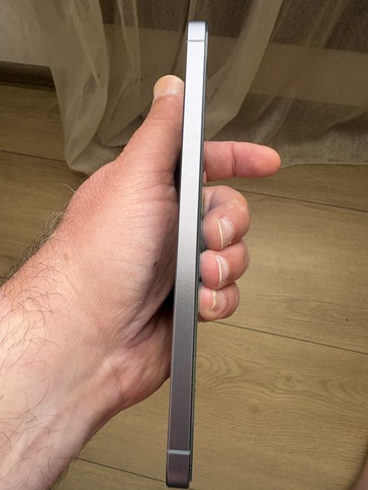 Продам Samsung A57 128GB