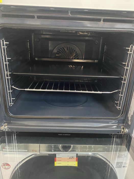 Фурна за вграждане VOSS бяла 72 литра