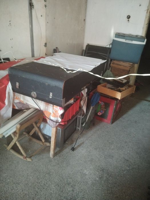 Продавам електроуреди,кафе машини,електроскутер,йоники,акордеони