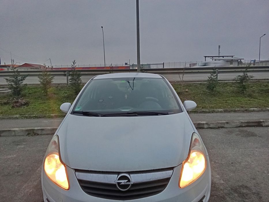 Vând Opel corsa d 2009 distribuție noua