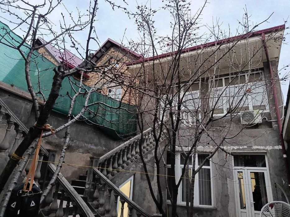 Яккасарой Саламатина 2 сот 7 хона 2 каватл евро  нархи 185000 у.е.