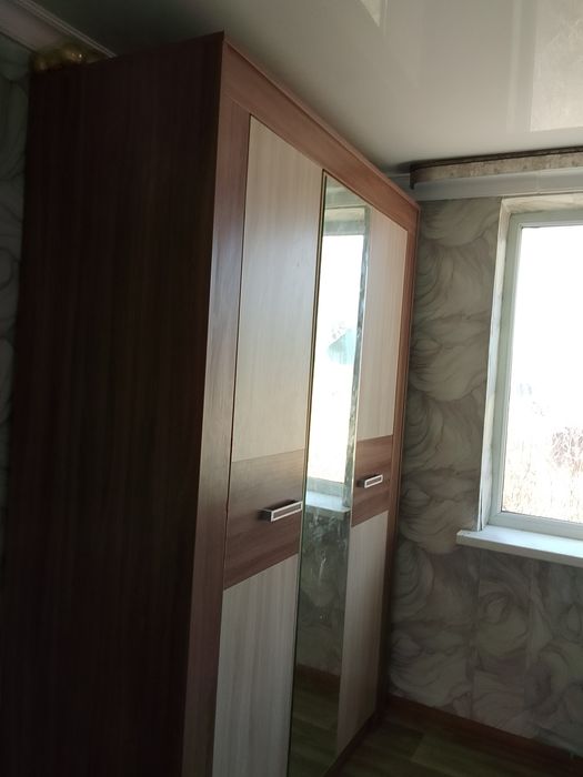 Шифанер шкаф  для спальни