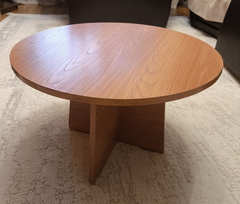 Журнальный столик