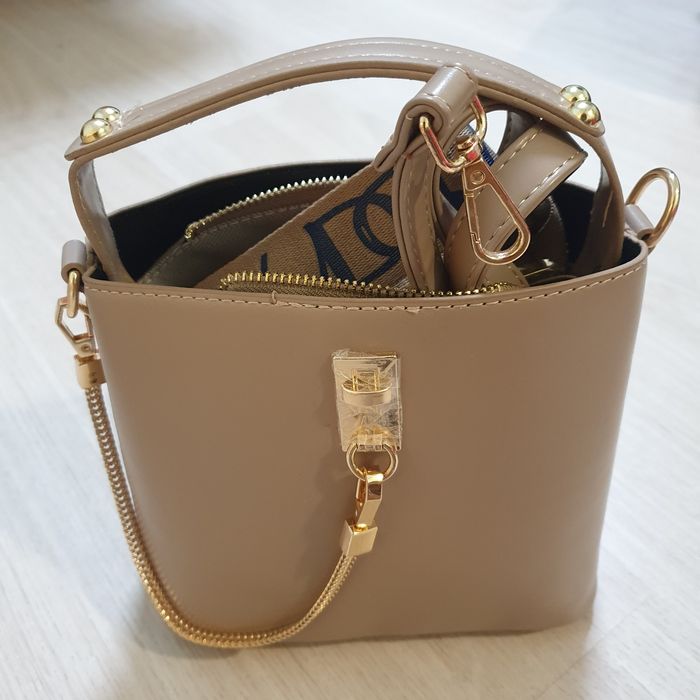 Сумки разные новые и б/у от 1000