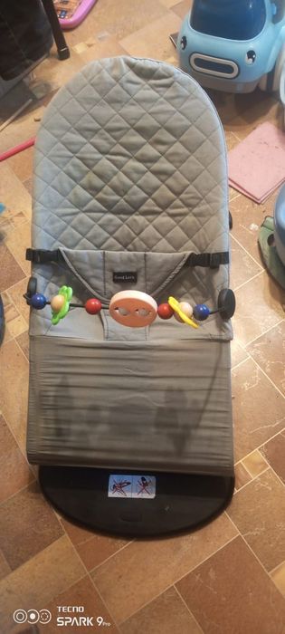 Шезлонг для новорожденных