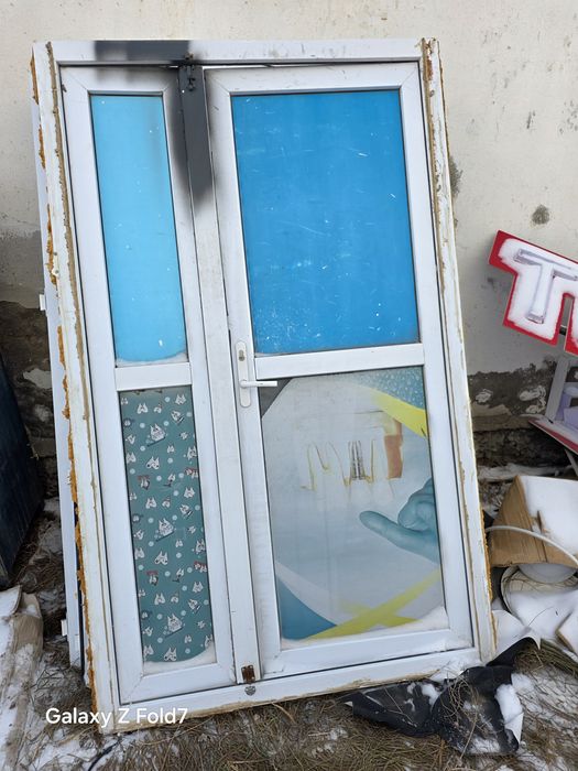 Пластиковые двери