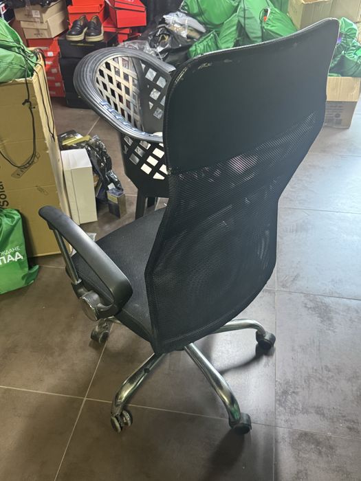 Офис стол с облегалка