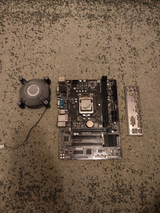Kit placa de baza + procesor + cooler