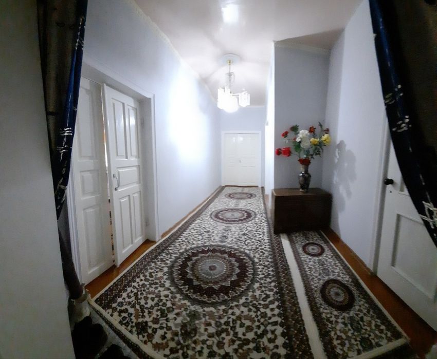 Xovli uy sotiladi. DSK.