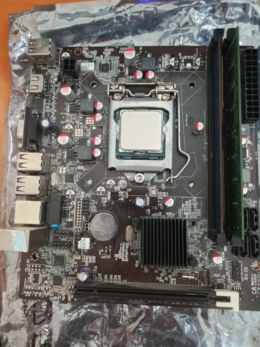 Комплект: Мат.плата, процессор, ОЗУ
