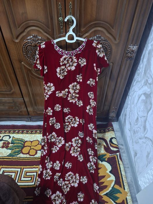 Ko'ylak lozim sotiladi