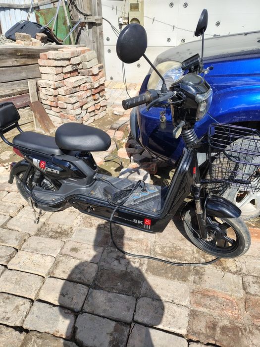 Продам электро скутер