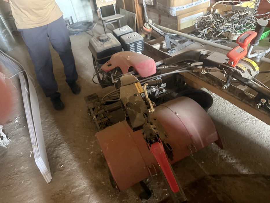 Мотокультиватор бензиновый, мощный, в хорошем состоянии