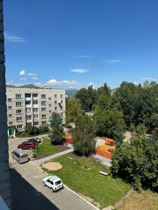 Продам 4-х комнатную квартиру