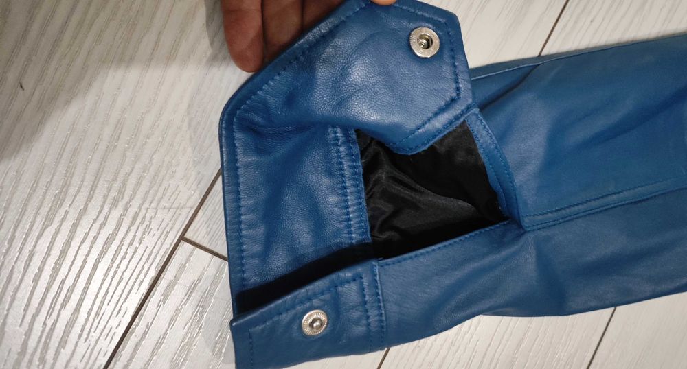 Оригинално кожено яке Адидас ( естествена кожа )