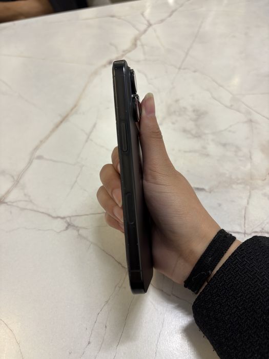 iPhone 16 pro 256 GB