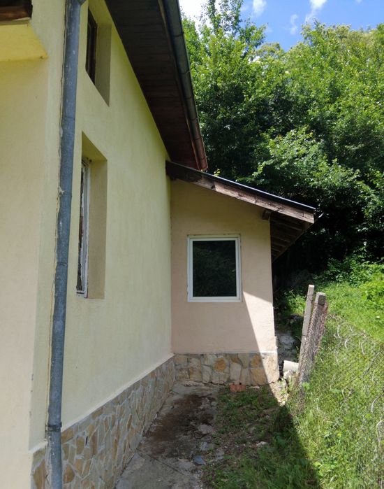 Продава къща в с.Пастра