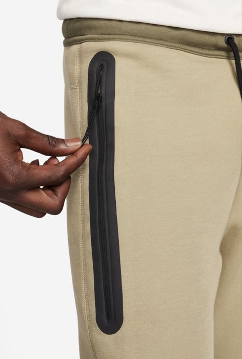 Nike Tech Fleece ОРИГИНАЛЕН мъжки екип/горнище и долнище - S