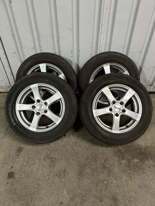 Set jante aliaj dezent + anvelope  Jante R15 , 5x112 Seat, Skoda, VW