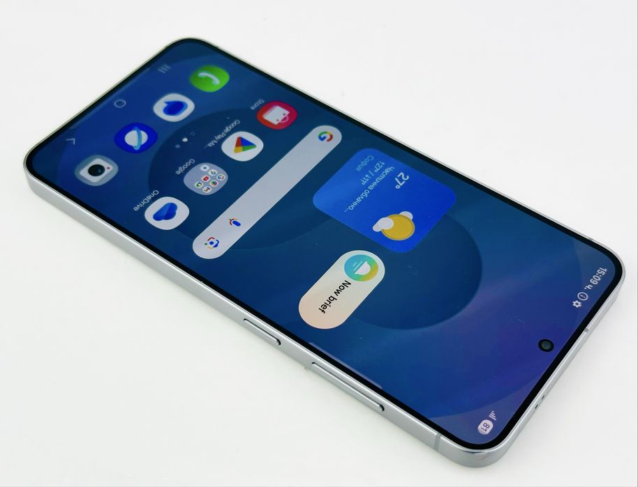 НОВ! Samsung Galaxy S25 5G 128GB 12RAM Silver 2г. Гаранция!