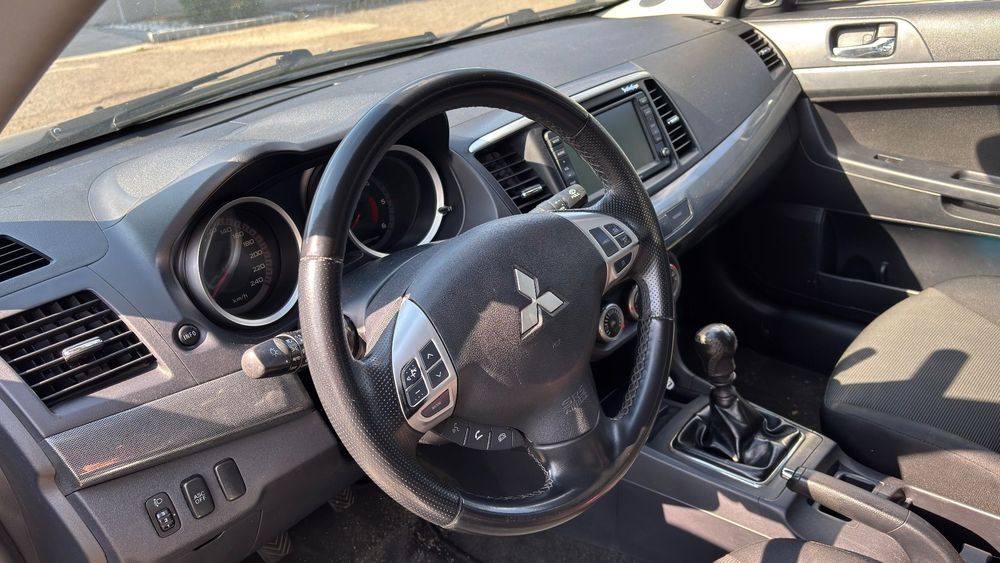 Mitsubishi Lancer Primul proprietar in tara.Auto perfect pentru tineret