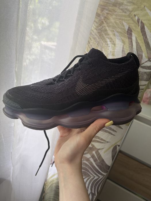 Nike Air Max Scorpion в черно и персийско лилаво