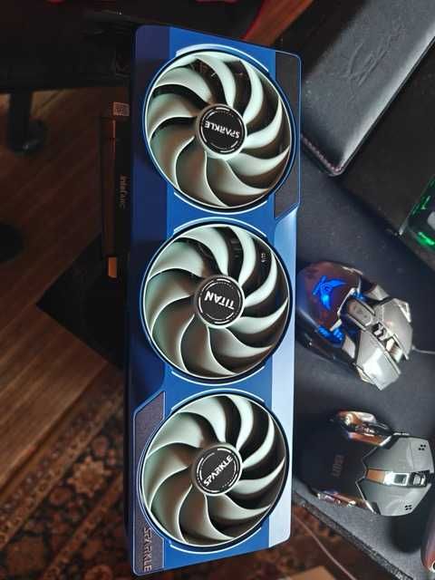 Vand placa video Sparkle B580 Titan OC garantie