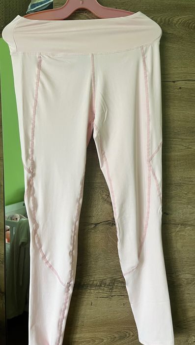 Спортен Еластичен Клин