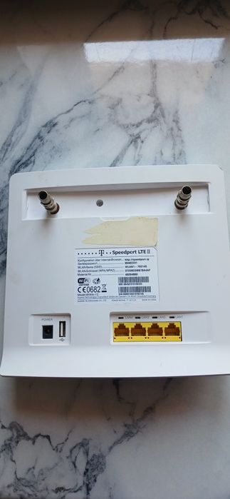 Маршрутизатор Huawei 
Межсетевой экран
Да
NAT
Да
DHCP-сервер
Да
Поддер