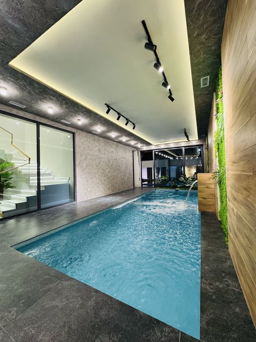 Новая дача хай-тек вокруг горы Успейте забронировать с скидкой