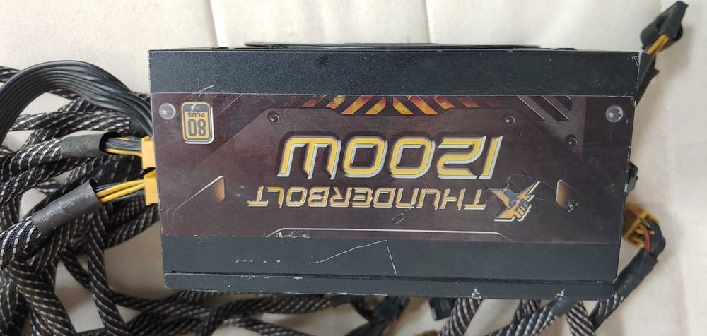Компютърно захранване -  Thortech Geil THUNDERBOLT 1200W 80 plus gold