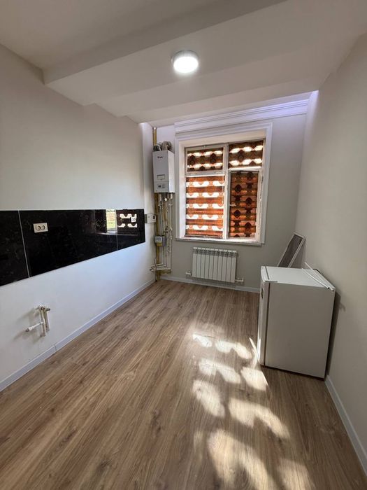 Срочна сотилади йашнабод тумани иззат кочасида 3/2/8 м3