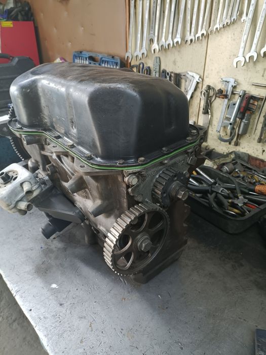 Продам двигатель Ауди Фольксваген 2.0