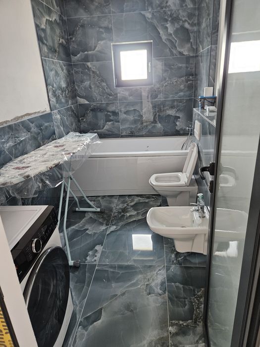 Vând casa nouă  sat.Mandruloc jud. Arad
